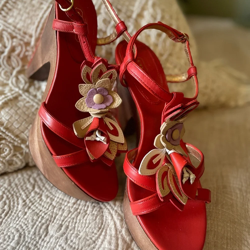 COACH orange floral platform shoe - Picture 8 of 8